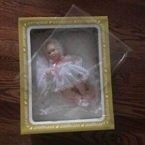 Vintage Effanbee Doll Baby Lisa By Astri Campbell New With Tag And Original Box